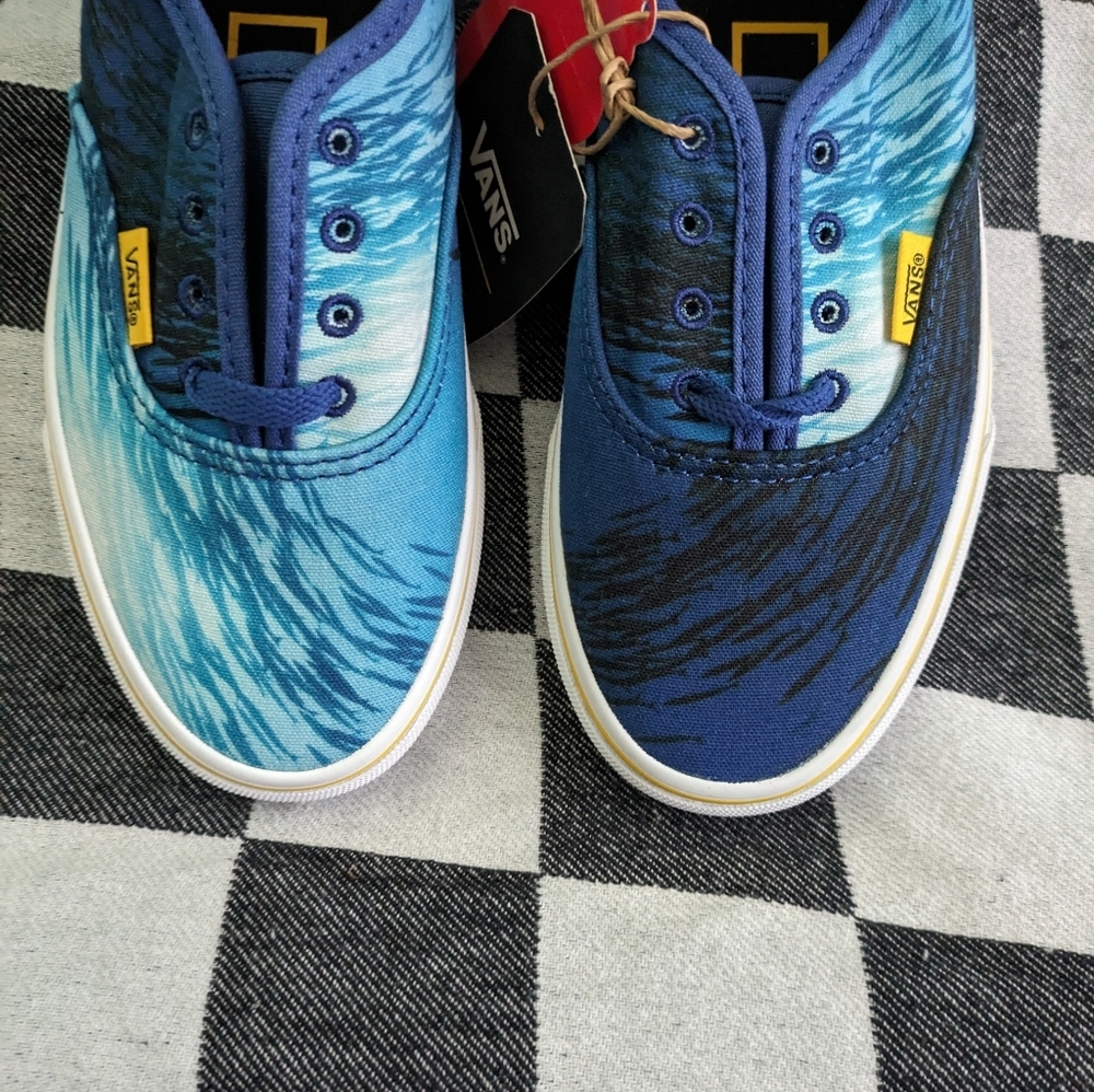 VANS OFF THE WALL AUTHENTIC Kids 3.5 Youth NATIONAL GEOGRAPHIC OCEAN 1223 Blue - Picture 2 of 11